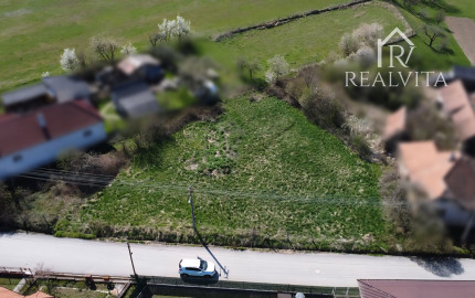 Dva slnečné pozemky v obci Kolačno od 31 000 €